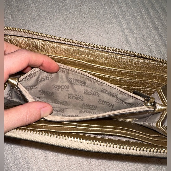 Gold Michael Kors Wallet - Picture 7 of 9